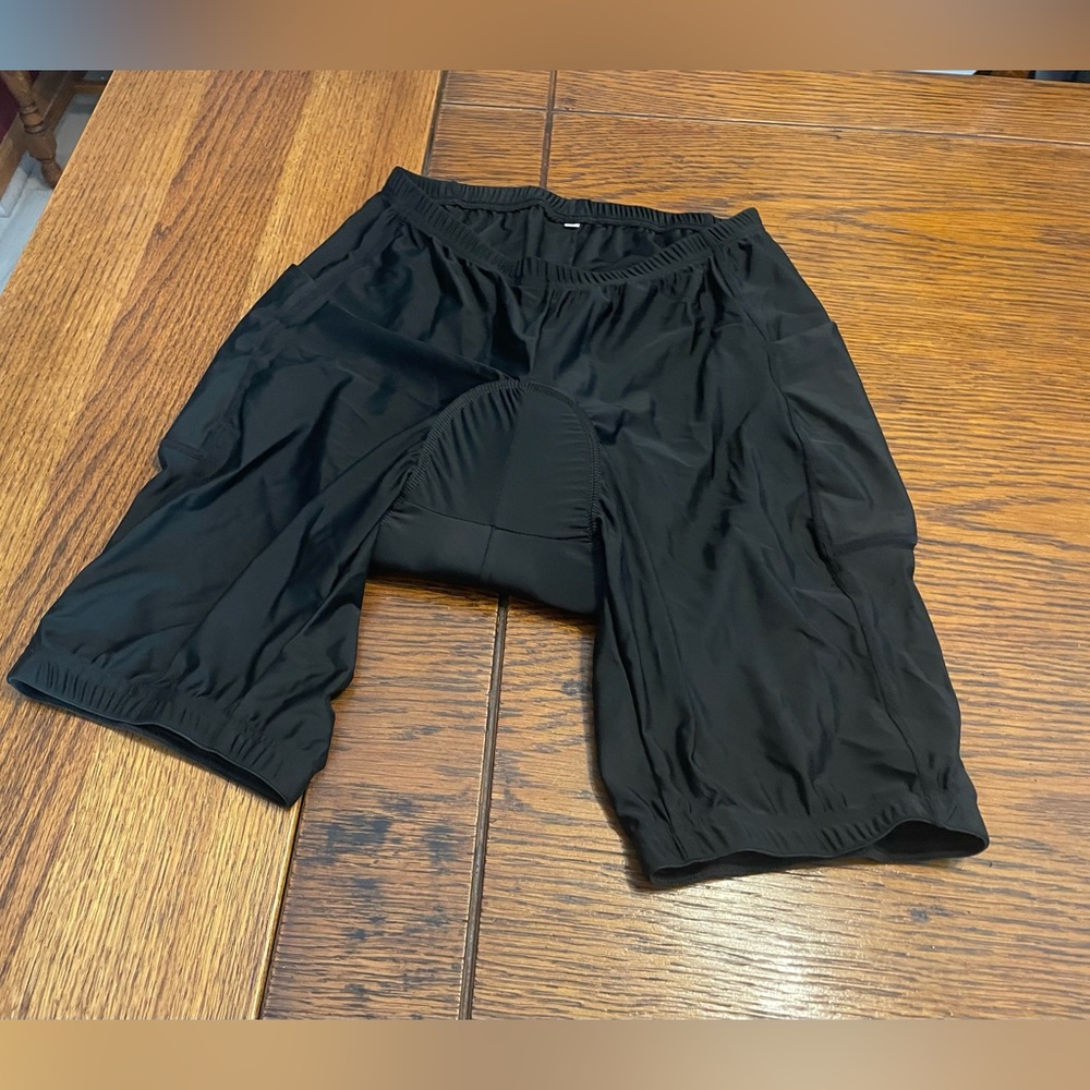 Men's Black Athletic Cycling Shorts with Padded Chamois